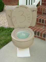 2004-0802 - 30bdaytoilet02.jpg